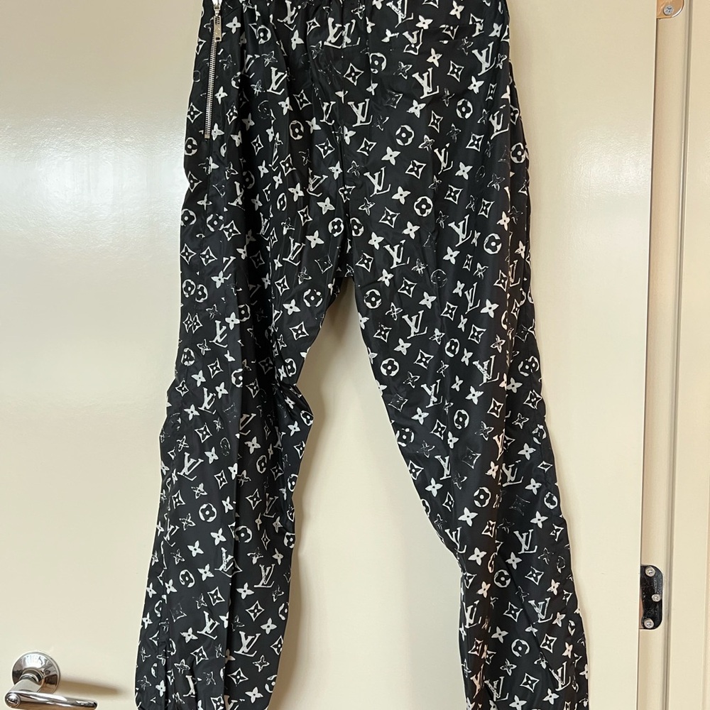 Authentic Louis Vuitton Black and White Stencil Effect Monogram Joggers - Picture 2 of 16